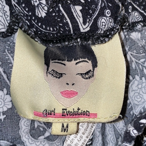 Flowy shorts - Picture 2 of 2